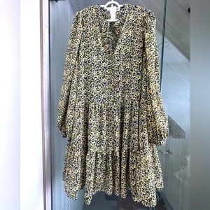 Flown spring dress in colour print